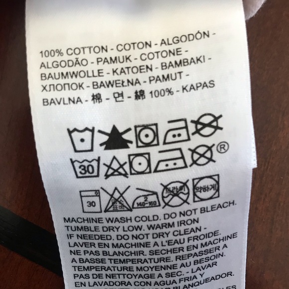 Levi's Crewneck Pink T-Shirt Size Small - Picture 5 of 5